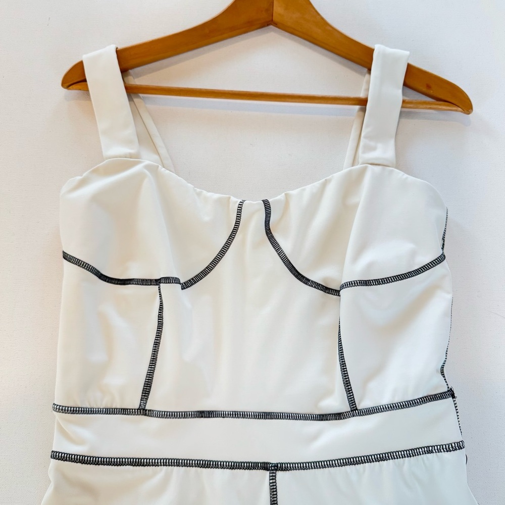 WeWoreWhat Corset Bodysuit Women’s Large Romper White W/Black Contrast Stitch - Picture 5 of 14